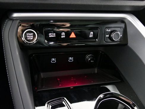 New 2025 Audi Q5 Premium Plus image 21