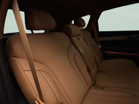 Certified 2025 Genesis GV80 2.5T Prestige image 15