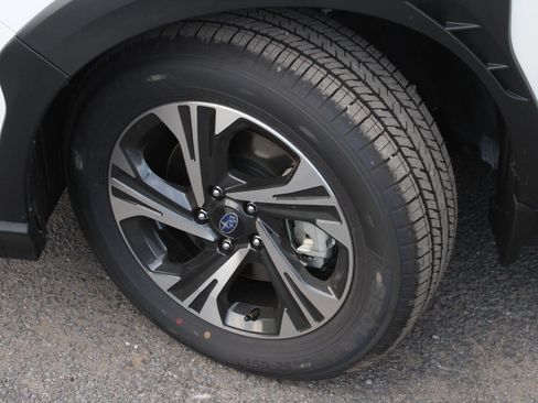 New 2026 Subaru Crosstrek 2.5i Premium AWD/4WD image 18
