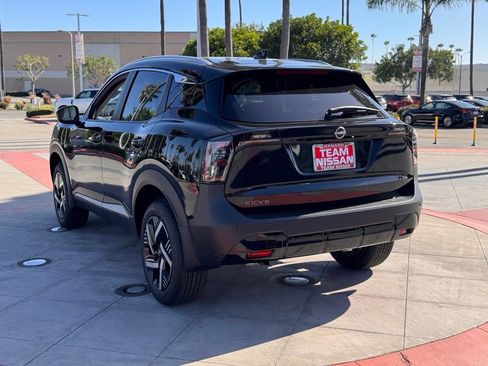 New 2026 Nissan Kicks SV FWD image 6
