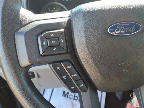 Used 2015 Ford F150 XLT image 13