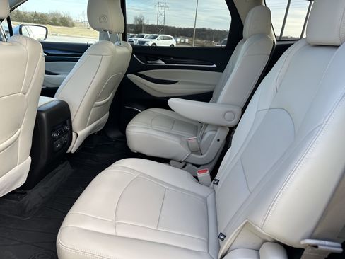 Used 2022 Buick Enclave Premium w/ Experience Buick Package image 24
