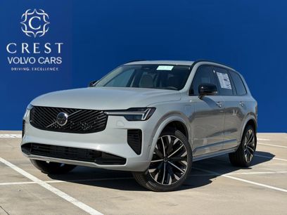 New 2026 Volvo XC90 T8 Ultra w/ Lounge Package