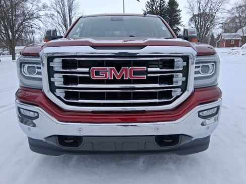 Used 2018 GMC Sierra 1500 SLT image 2