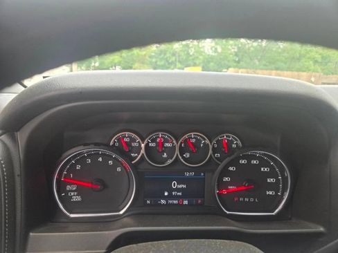 Used 2021 Chevrolet Silverado 1500 RST w/ Convenience Package II AWD/4WD image 6