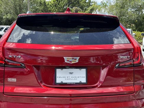 Certified 2025 Cadillac XT4 Premium Luxury FWD image 10
