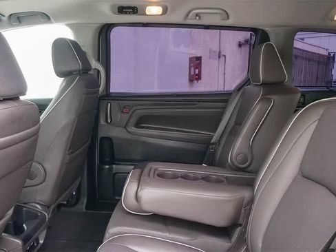 Used 2024 Honda Odyssey Elite image 16