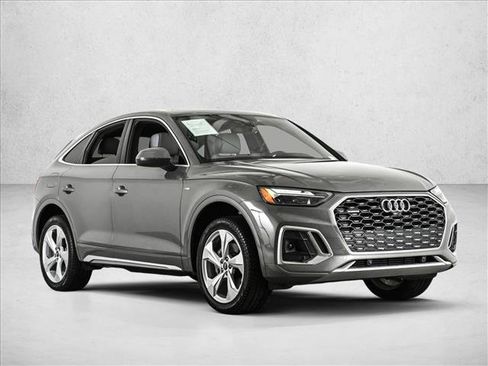 Certified 2025 Audi Q5 2.0T Premium Plus w/ Premium Plus Package AWD/4WD image 3
