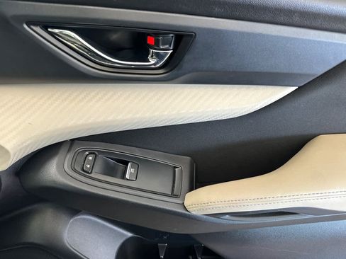 Used 2021 Subaru Ascent Premium w/ Convenience Package image 19