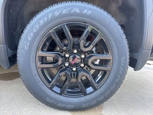Used 2024 GMC Sierra 1500 Elevation w/ X31 Off-Road Package AWD/4WD image 25