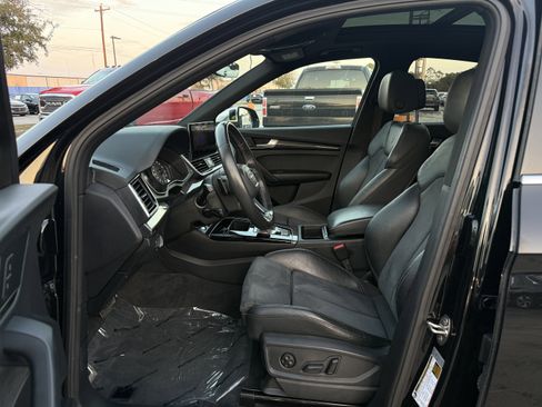 Used 2022 Audi SQ5 Premium w/ Convenience Package image 26