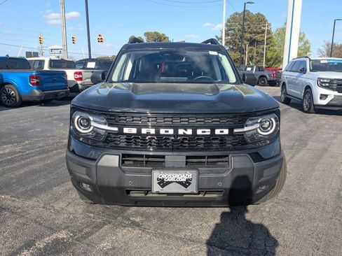 Certified 2025 Ford Bronco Sport Outer Banks w/ Outer Banks Tech Package+ image 3