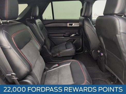 Certified 2023 Ford Explorer ST-Line w/ Class IV Trailer Tow Package image 19