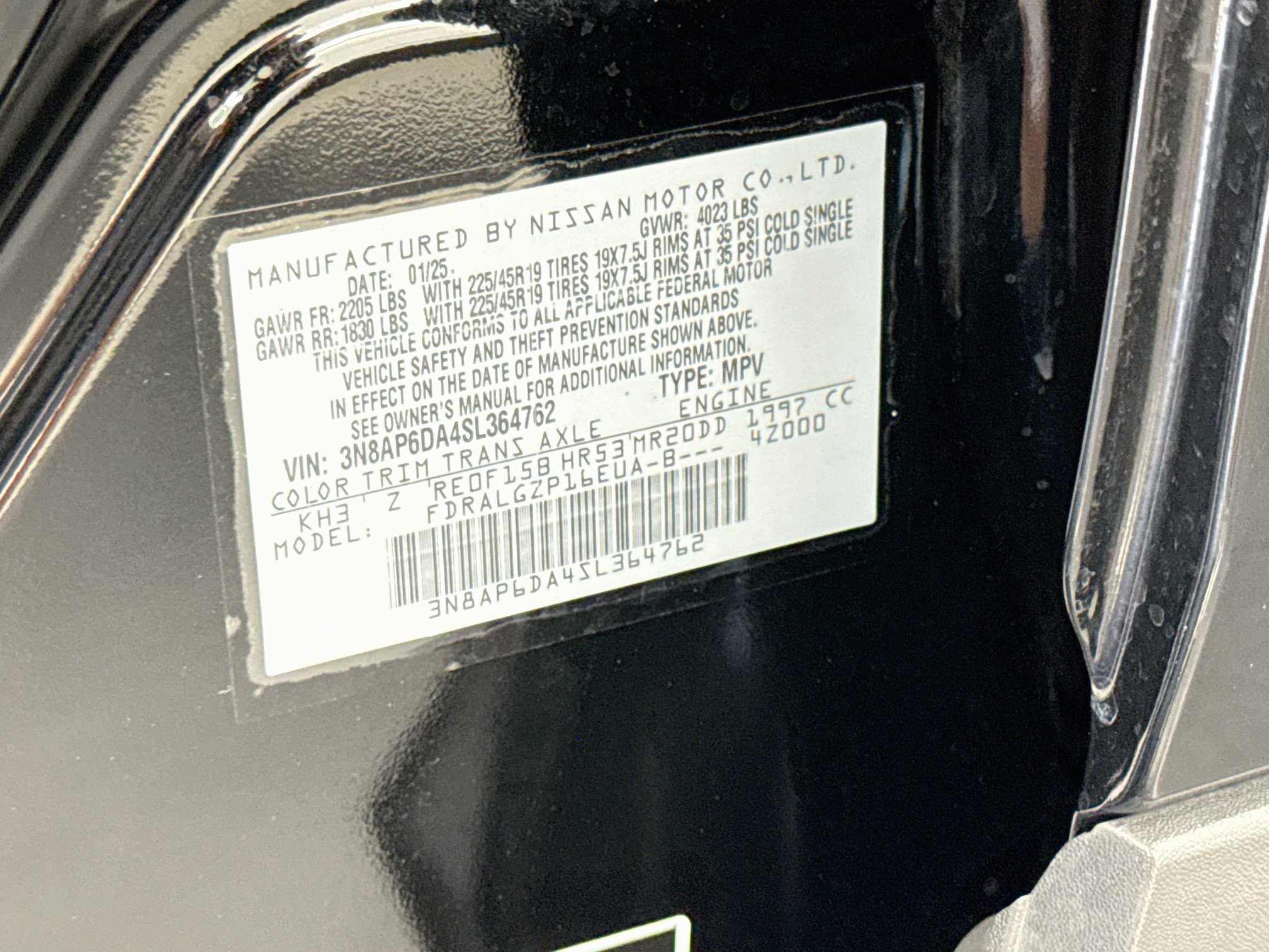 Used 2025 Nissan Kicks SR FWD image 12