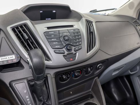 Used 2017 Ford Transit 150 XL RWD image 21