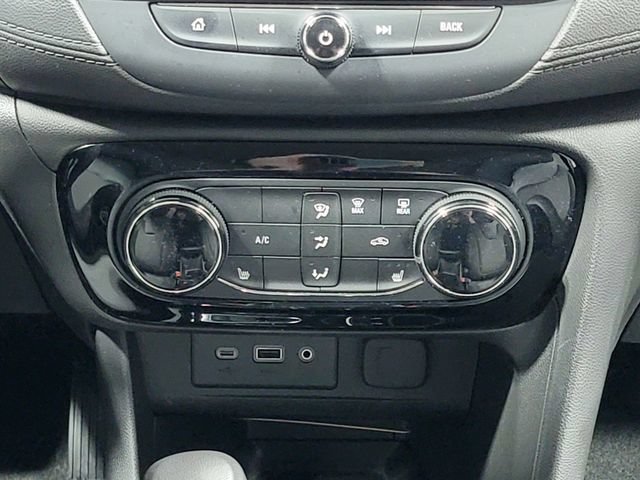 Certified 2023 Buick Encore GX Preferred w/ Cold Weather Comfort Package FWD image 21