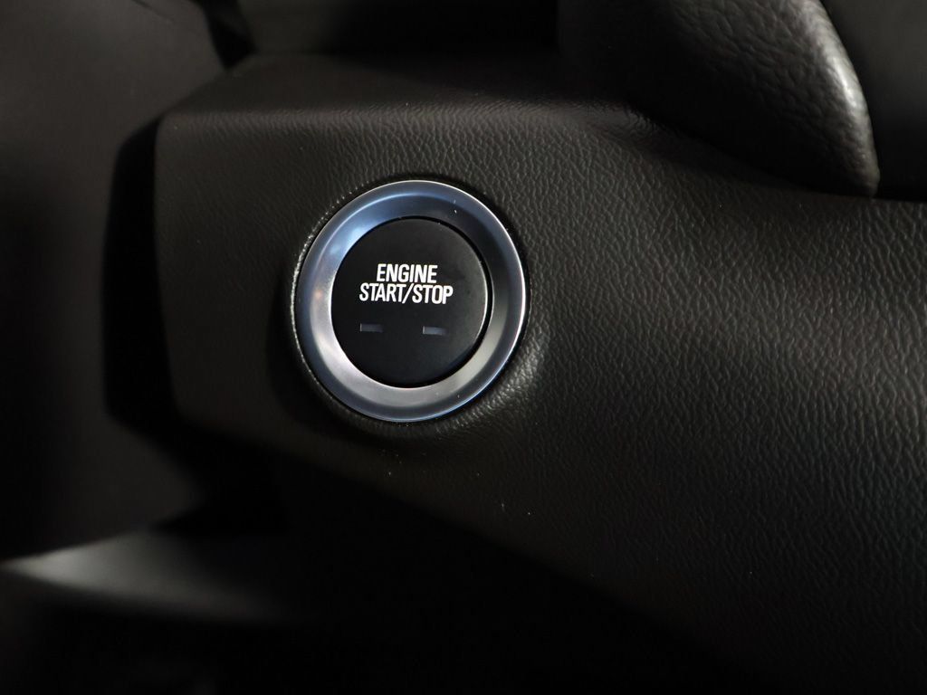 Used 2024 GMC Terrain SLE FWD image 35