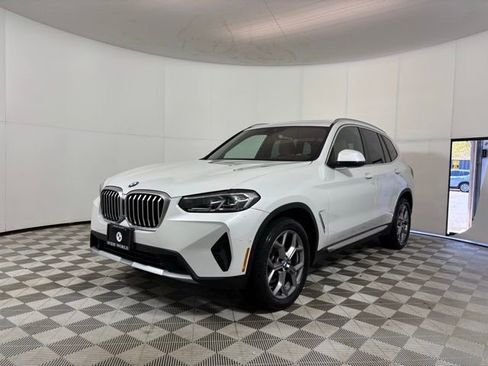 Used 2024 BMW X3 xDrive30i w/ Convenience Package AWD/4WD image 3