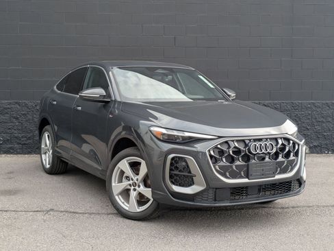 New 2026 Audi Q5 Premium Plus AWD/4WD image 3