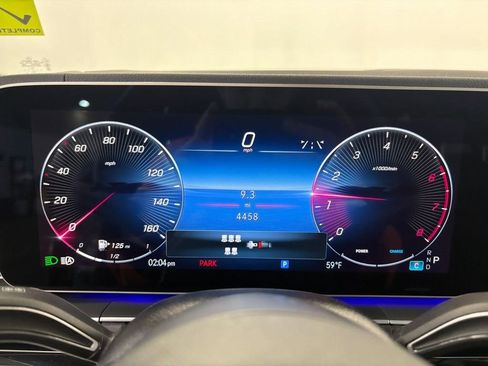Used 2024 Mercedes-Benz GLE 450 4MATIC w/ AMG Line Exterior image 14