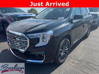 Used 2023 GMC Terrain Denali w/ Black Diamond Edition