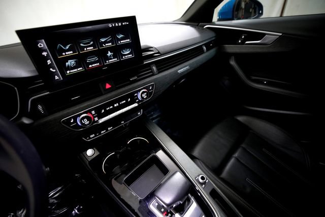 Used 2022 Audi A4 2.0T Premium Plus AWD/4WD image 8