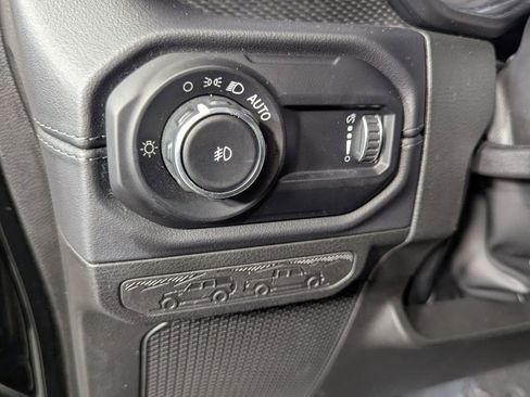 Used 2024 Jeep Wrangler Unlimited Rubicon AWD/4WD image 15