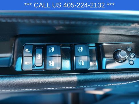 Used 2024 Jeep Wagoneer L Series II w/ Flexible Seating Group image 32