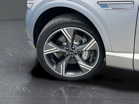 Used 2025 Genesis GV80 3.5T Prestige image 39