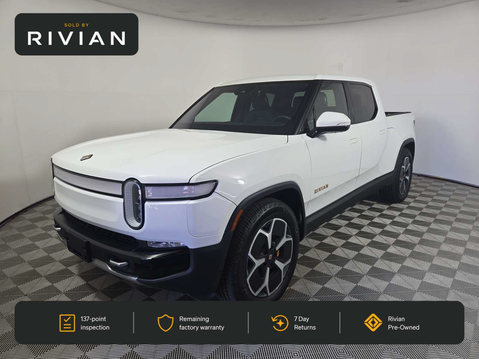 Used 2022 Rivian R1T Adventure AWD/4WD image 1