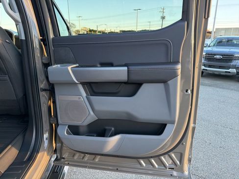 New 2025 Ford F150 XLT w/ Equipment Group 303A High image 19