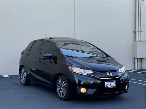 Used 2015 Honda Fit EX image 3