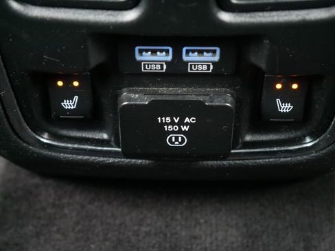 Used 2017 Jeep Grand Cherokee Limited image 14