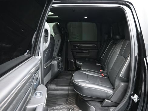 Used 2024 RAM 2500 Limited image 10