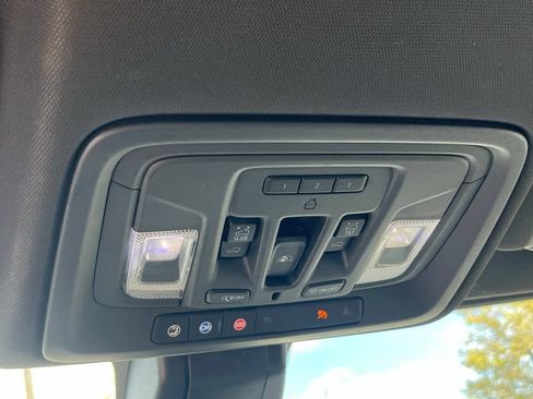 Used 2020 Chevrolet Silverado 2500 High Country w/ Technology Package AWD/4WD image 37
