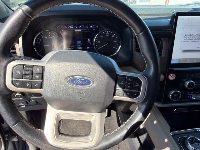 Used 2024 Ford Expedition Limited RWD image 46