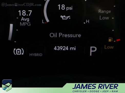 Used 2023 Jeep Wrangler Unlimited Sahara w/ Cold Weather Group AWD/4WD image 29