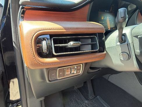 Used 2020 Lincoln Aviator Reserve w/ Equipment Group 201A AWD/4WD image 14