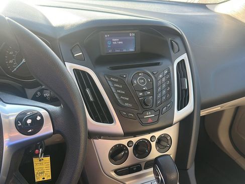 Used 2014 Ford Focus SE image 14