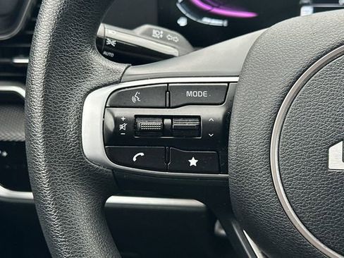 Used 2024 Kia Sportage LX image 26