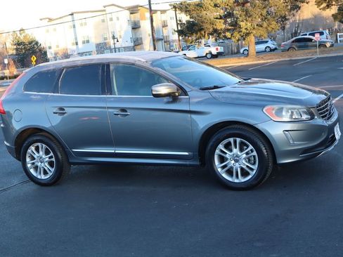 Used 2016 Volvo XC60 T5 Premier image 2