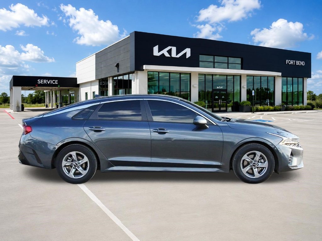 Used 2022 Kia K5 LXS FWD image 4