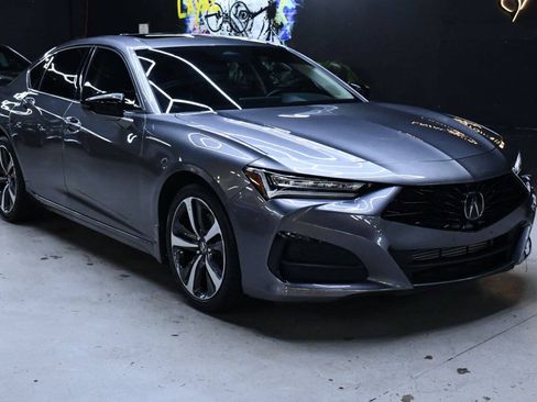 Used 2025 Acura TLX w/ Technology Package FWD image 2