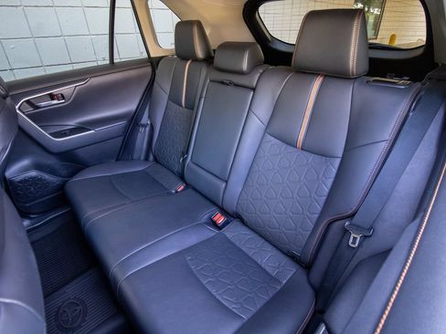 Used 2021 Toyota RAV4 Adventure AWD/4WD image 17