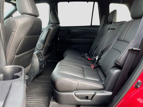 Used 2023 Honda Passport TrailSport image 24