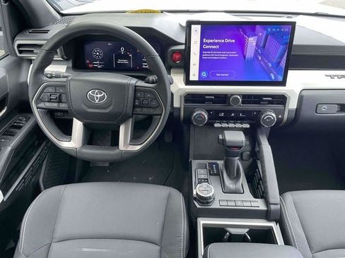 Used 2024 Toyota Tacoma SR5 AWD/4WD image 14