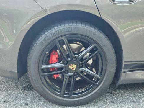 Used 2013 Porsche Panamera S RWD image 14