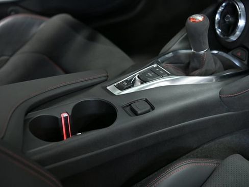 Used 2021 Chevrolet Camaro ZL1 RWD image 34