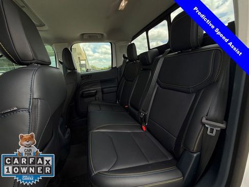 Used 2025 Ford Maverick Lobo AWD/4WD image 26