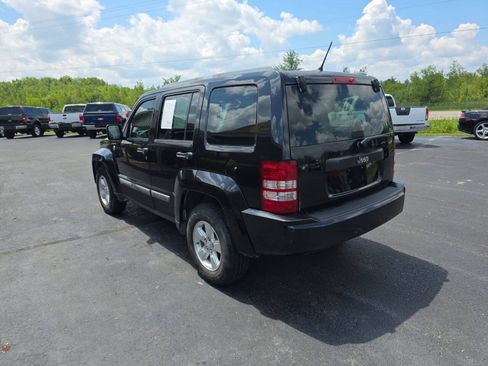 Used 2012 Jeep Liberty Sport AWD/4WD image 8
